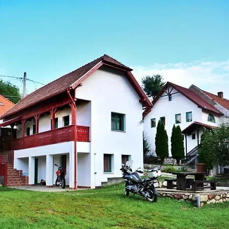 Bed & Breakfast Panorama Panzio