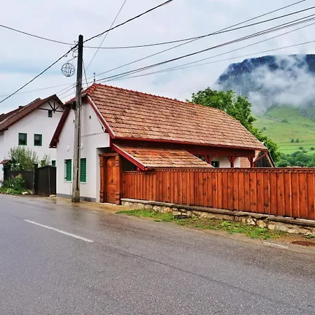 Panorama Panzio Bed & Breakfast Rimetea